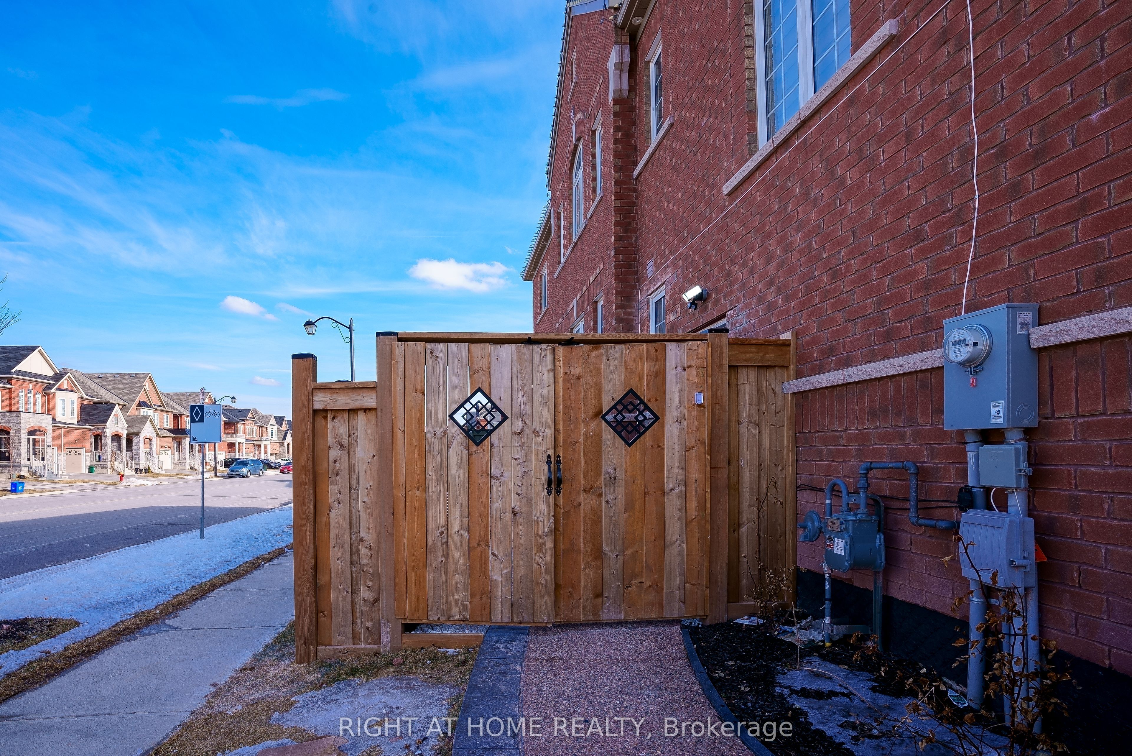 440 Downes Jackson Heights BSMT