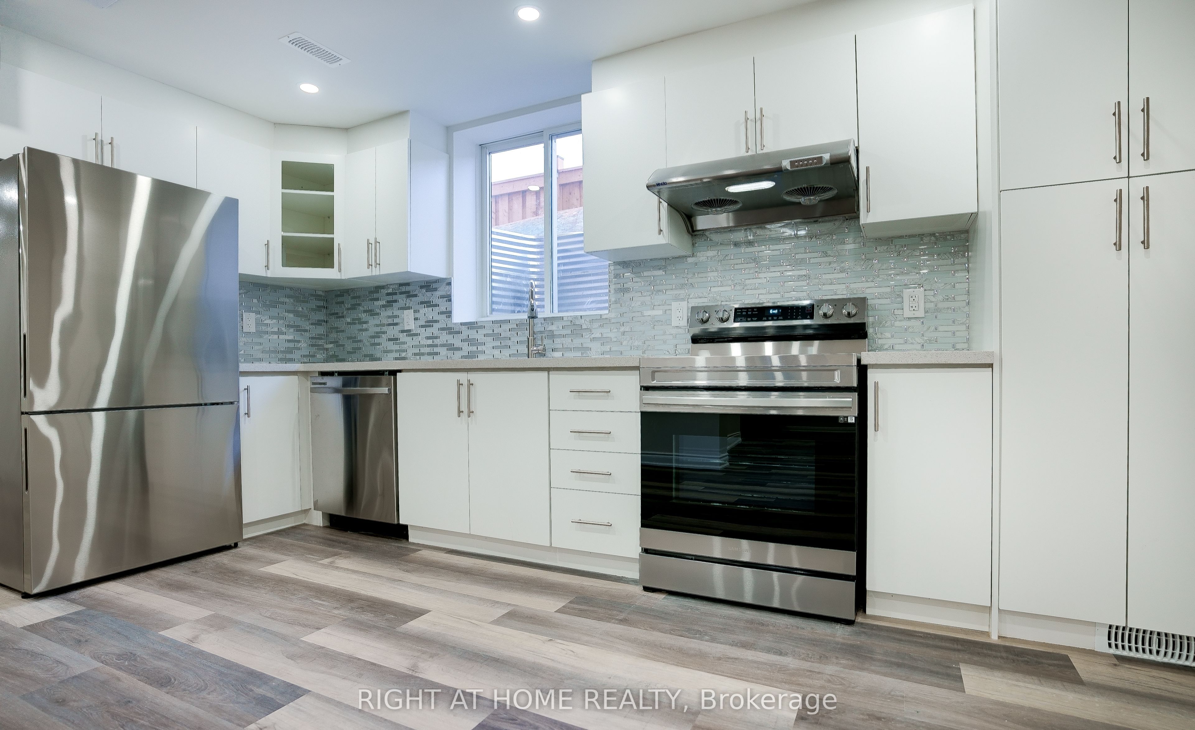 440 Downes Jackson Heights BSMT