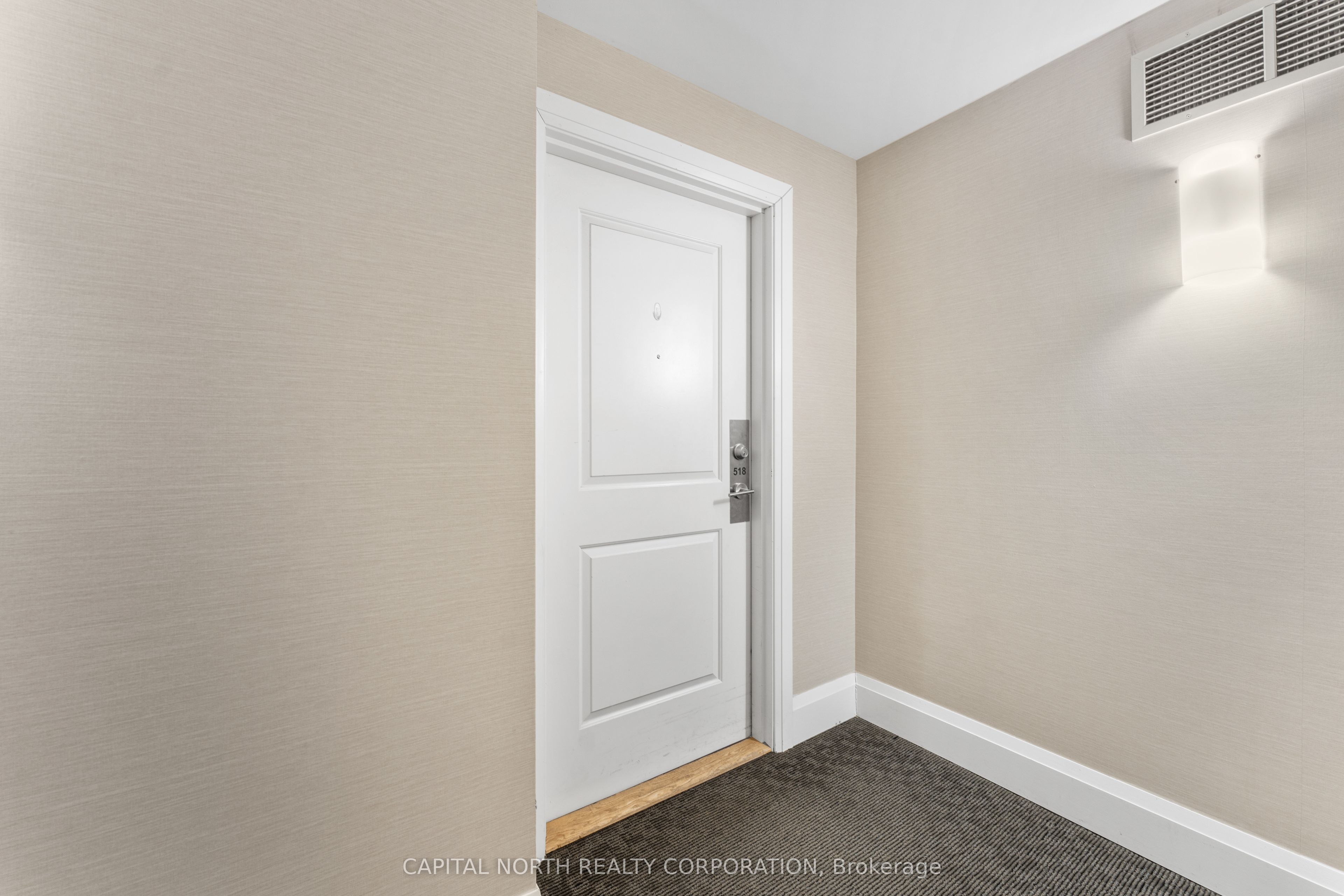 12 Woodstream Boulevard 518