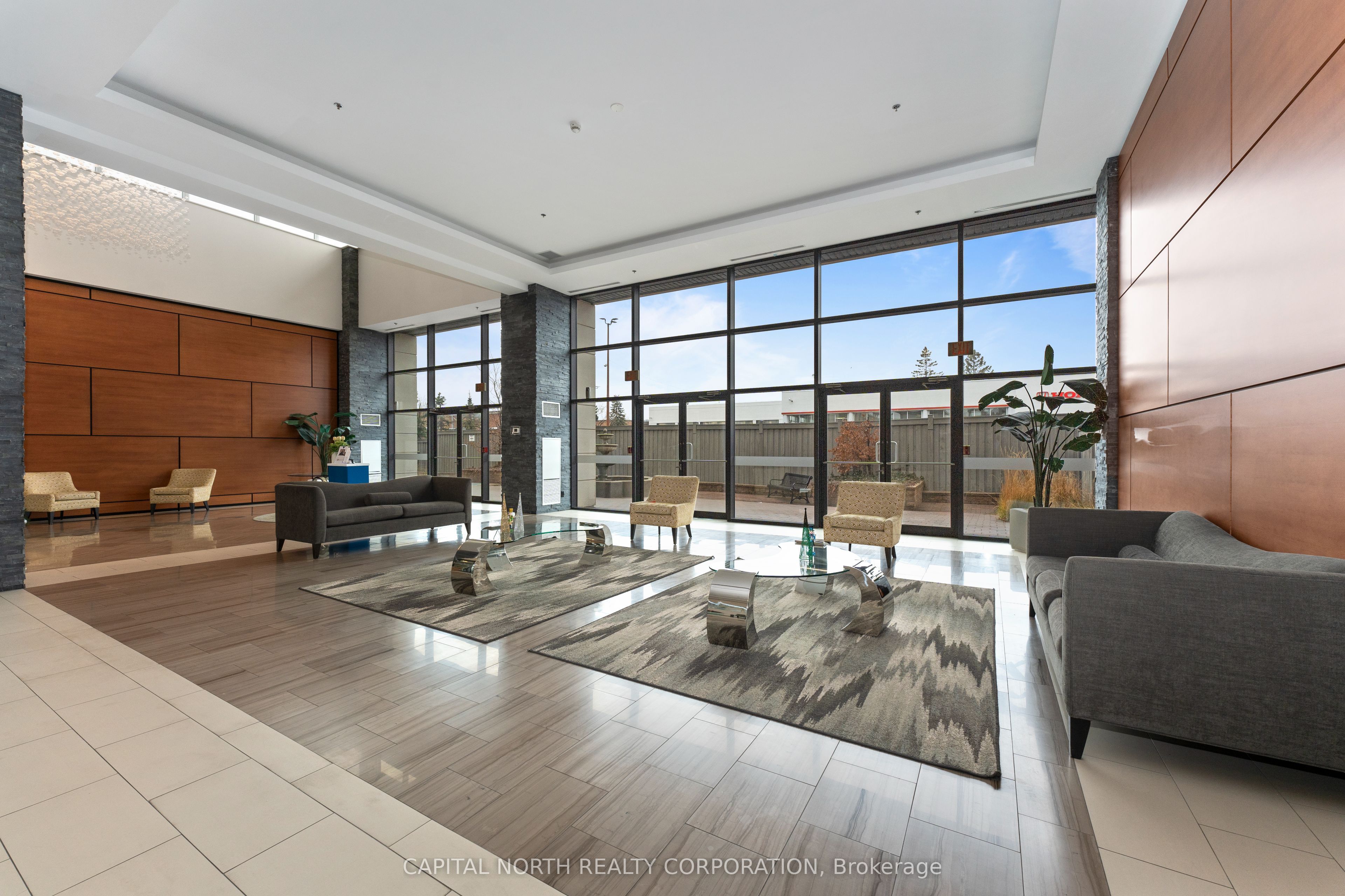 12 Woodstream Boulevard 518