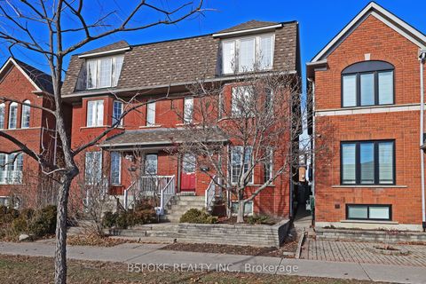 2066 St Clair Avenue W Toronto ON M6N 5B9