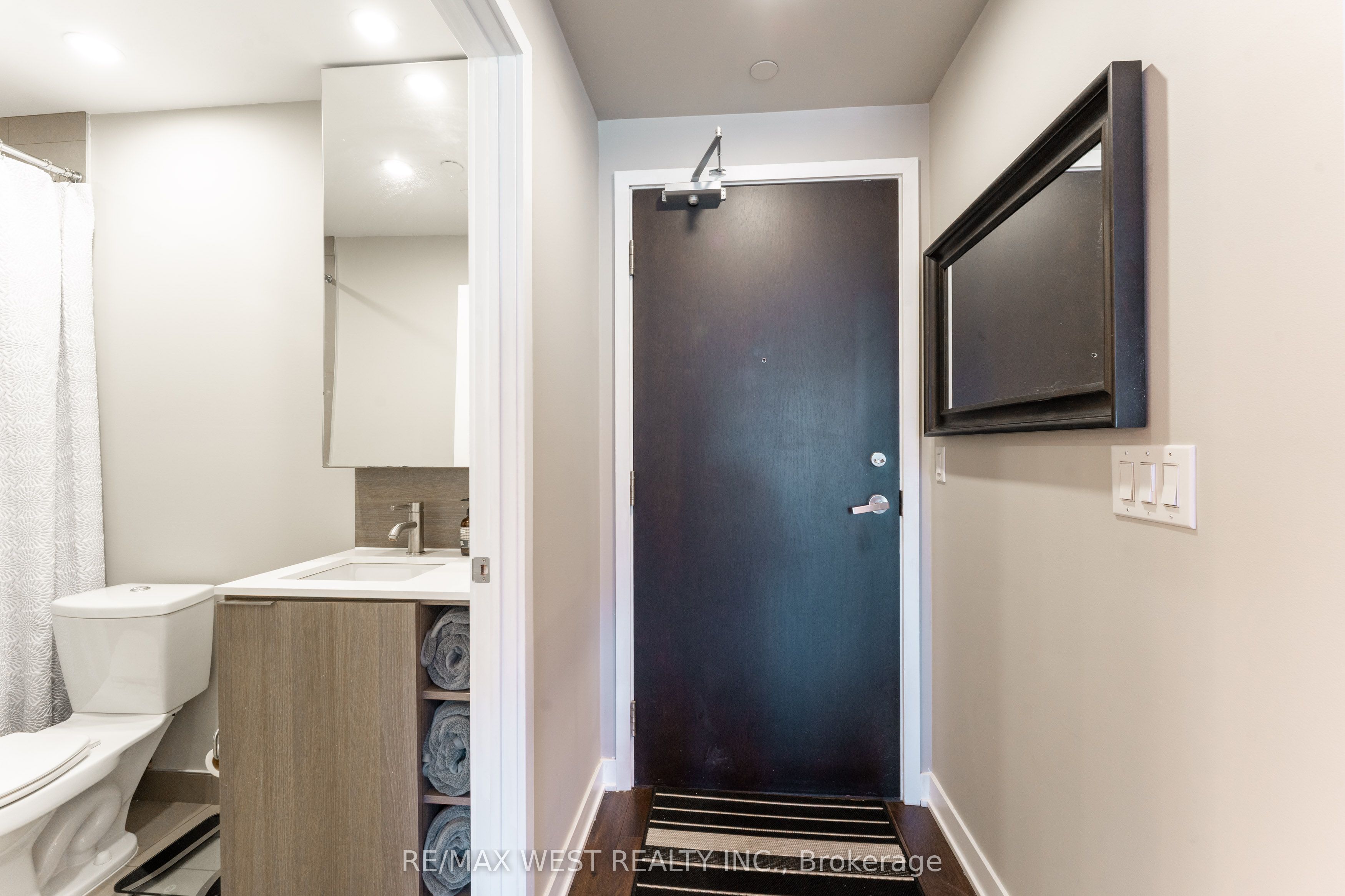 170 Sumach Street 507