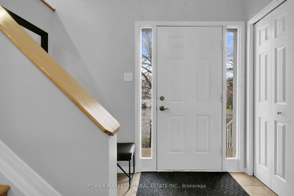 Photo of 181 MOUNTSHANNON Drive, Barrhaven, ON K2J 4N1 (MLS # X14081660)