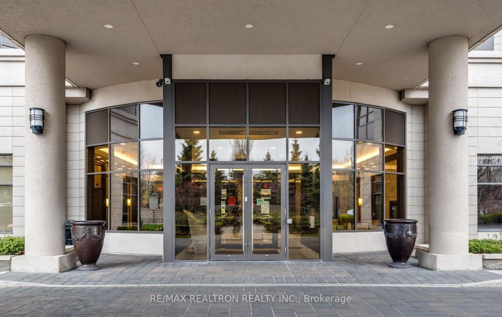 Photo of 133 Wynford Drive #1106, Toronto, ON M3C 0J5 (MLS # C12258171)