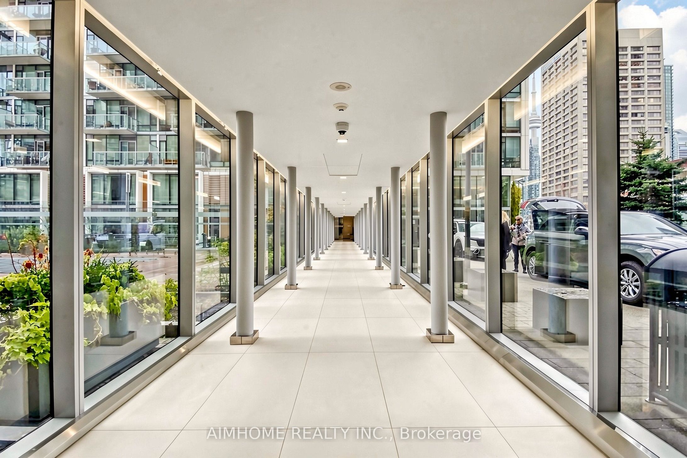 39 Queens Quay 328