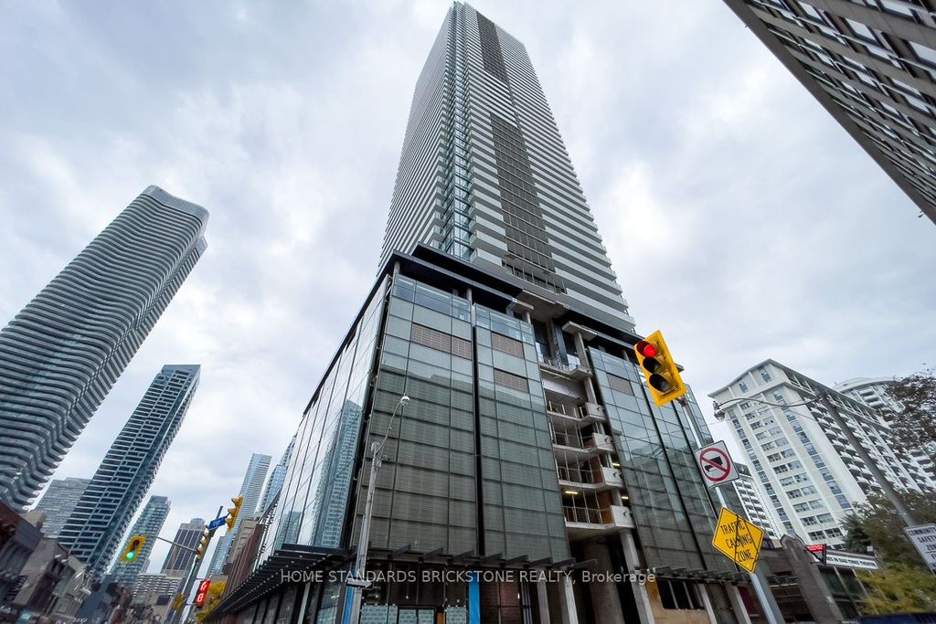 Photo of 501 Yonge Street #3010, Toronto, ON M4Y 0G8 (MLS # C12435930)