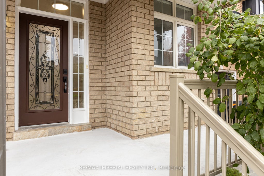 Photo of 44 Hawkview Boulevard, Vaughan, ON L4H 2E2 (MLS # N13817138)