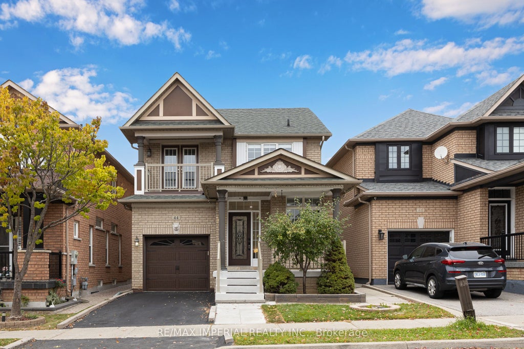 Photo of 44 Hawkview Boulevard, Vaughan, ON L4H 2E2 (MLS # N13817138)