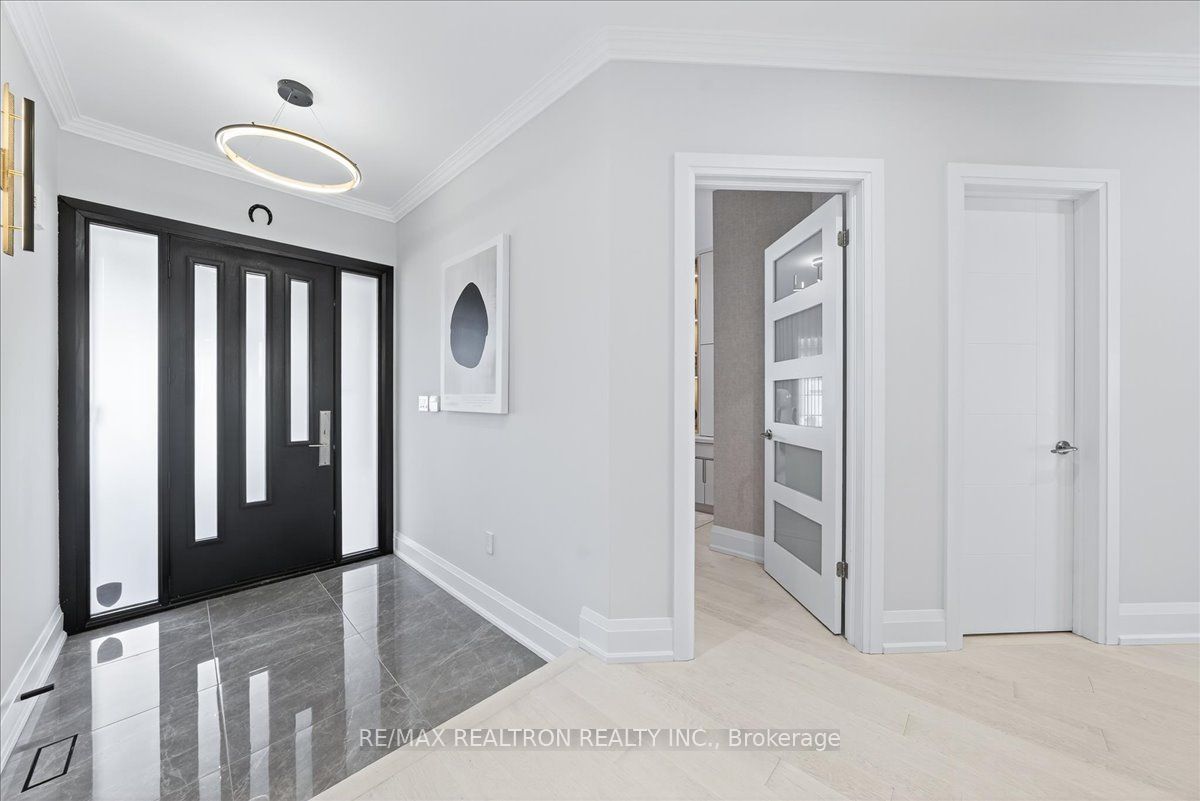 25 Riverhill Drive