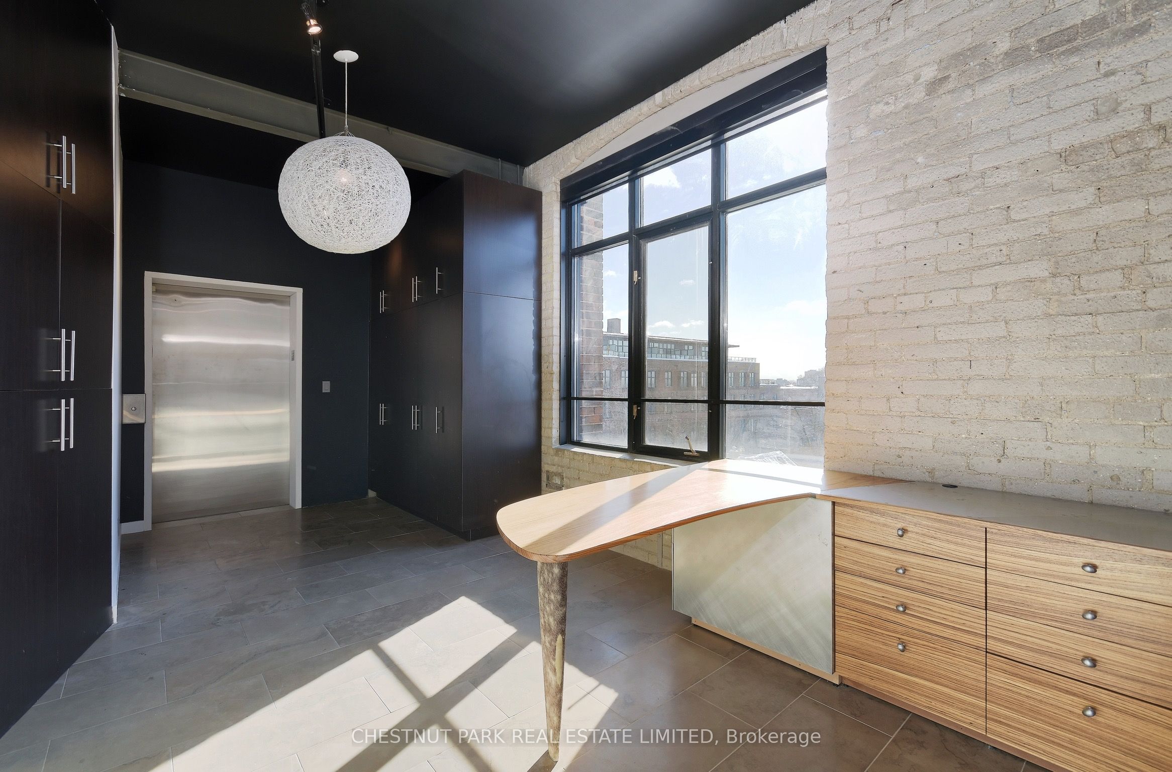 1 Columbus Avenue 402