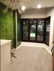 850 Bathurst Street