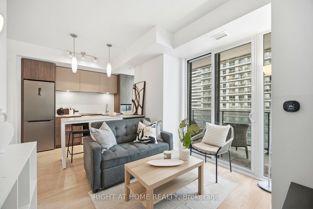 Photo of 70 Annie Craig Drive #1008, Toronto, ON M8V 0G2 (MLS # W12768262)