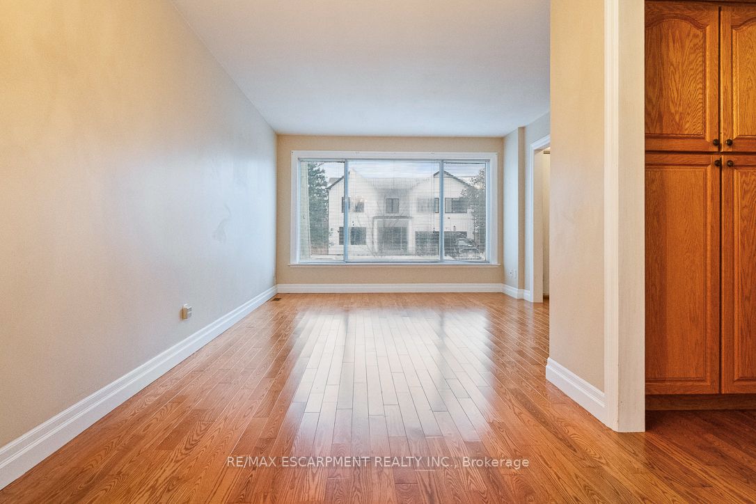 249 Southview Road UPPER