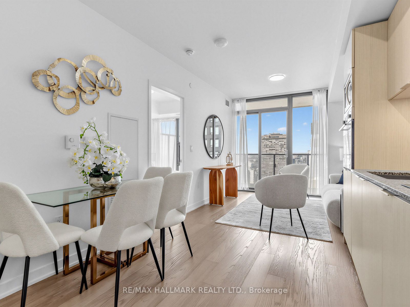 11 Wellesley Street W 3909