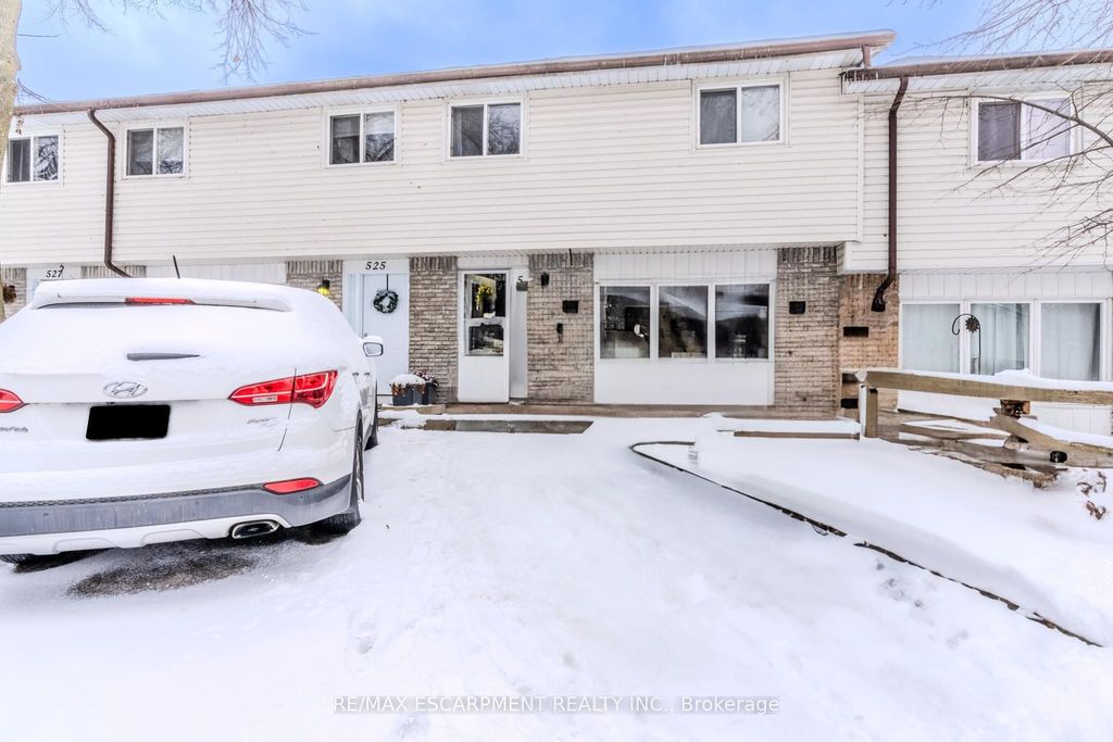 Photo of 523 Parkview Crescent #9, Cambridge, ON N3H 4Z9 (MLS # X12776512)