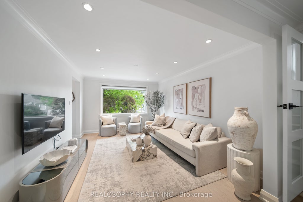 Photo of 69 Squires Avenue, Toronto, ON M4B 2R7 (MLS # E13705492)