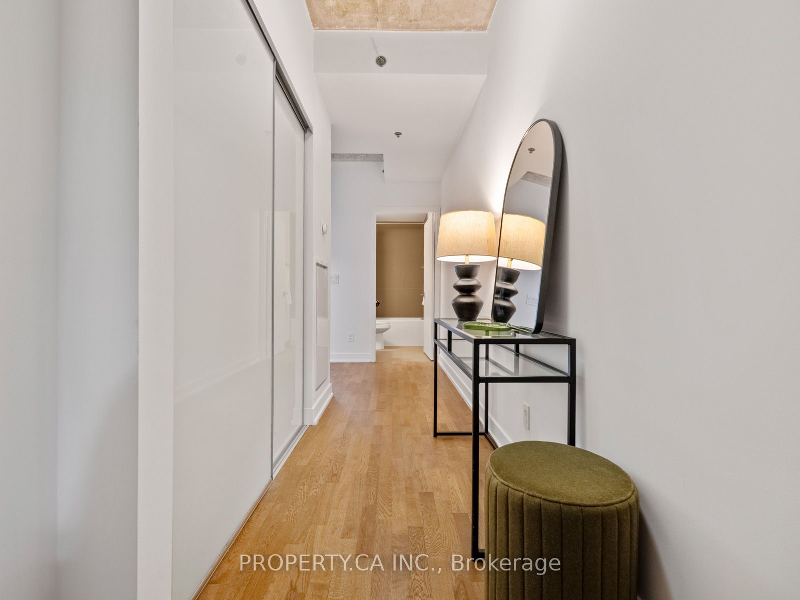 20 Minowan Miikan Lane 729