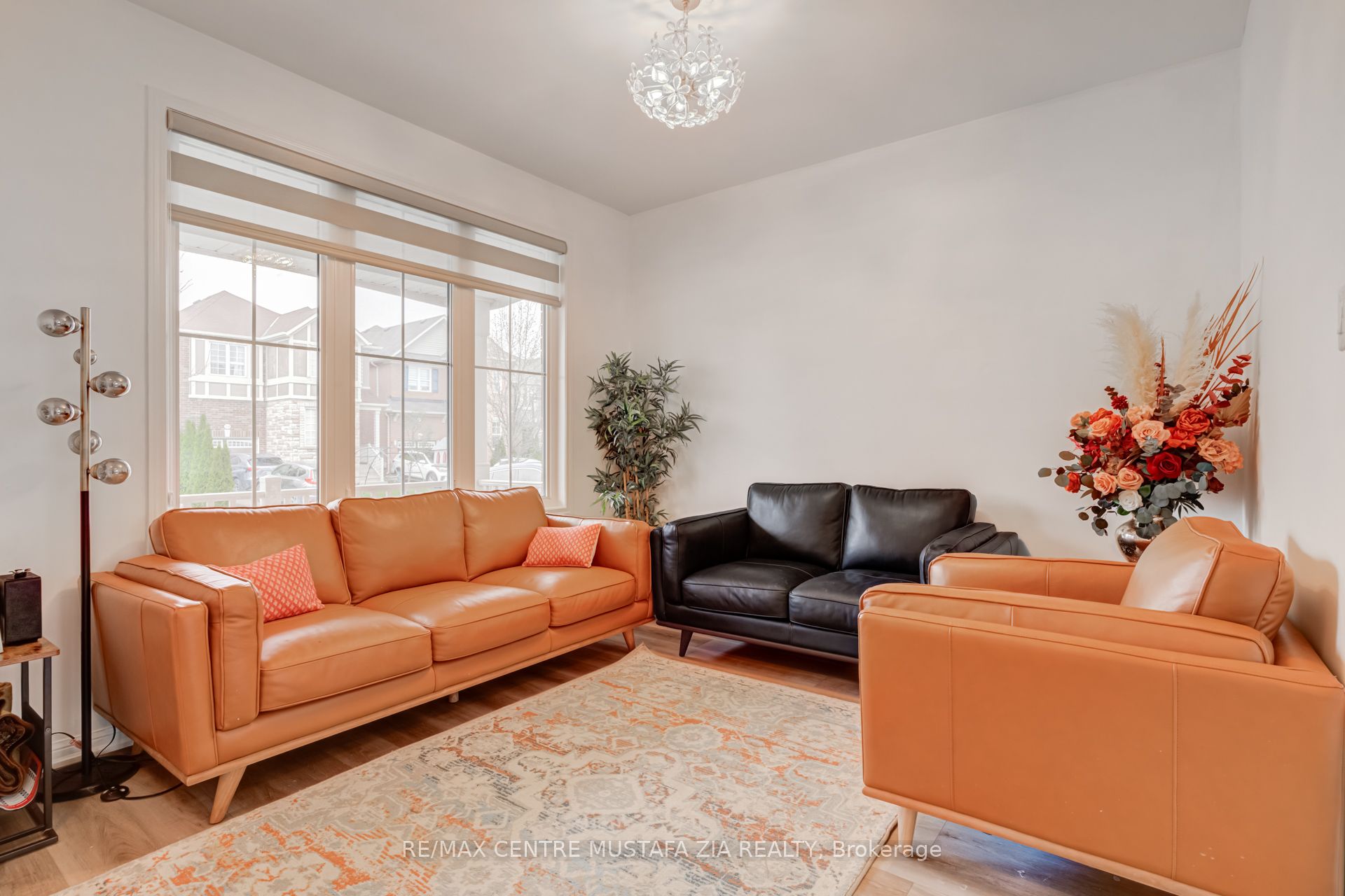 321 Gleave Terrace