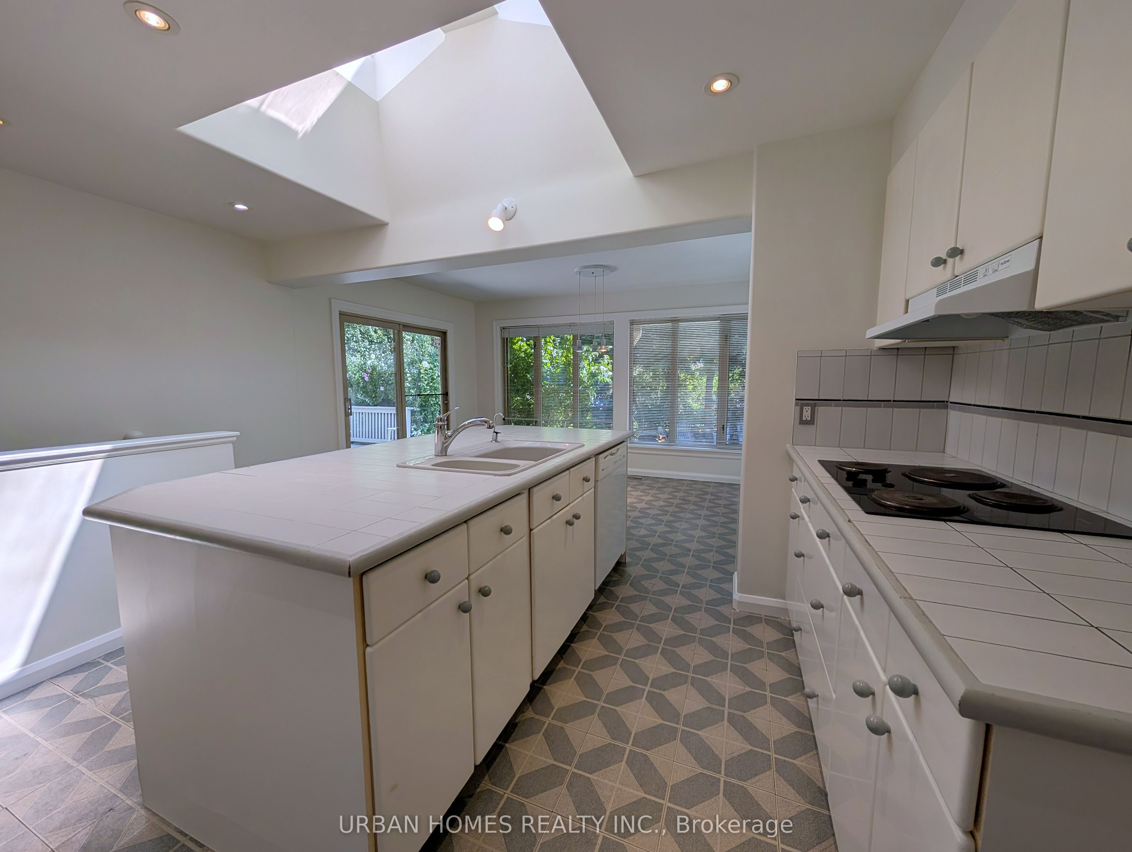 380 Mill Street