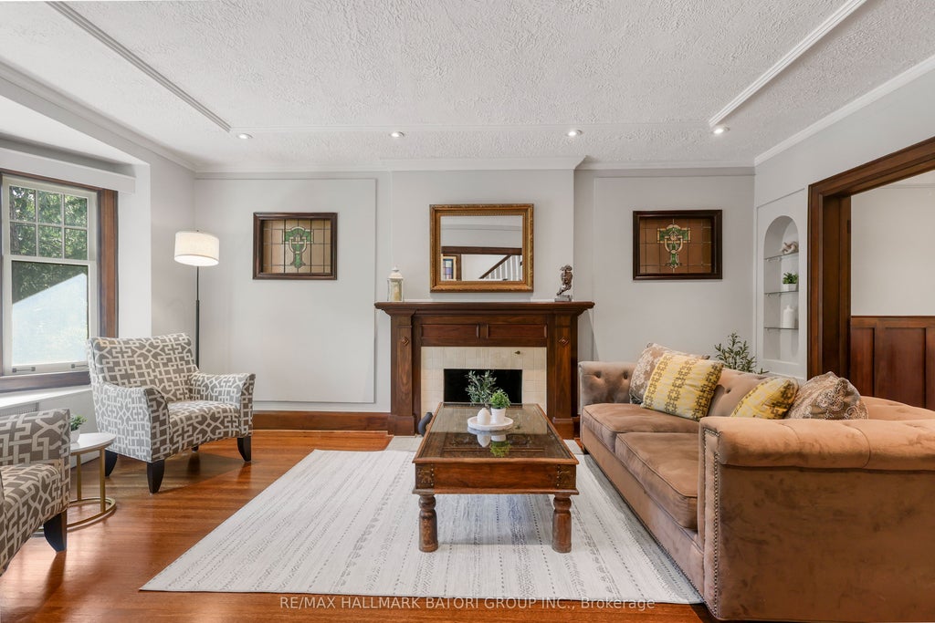 Photo of 430 Roselawn Avenue, Toronto, ON M5N 1J8 (MLS # C13764432)