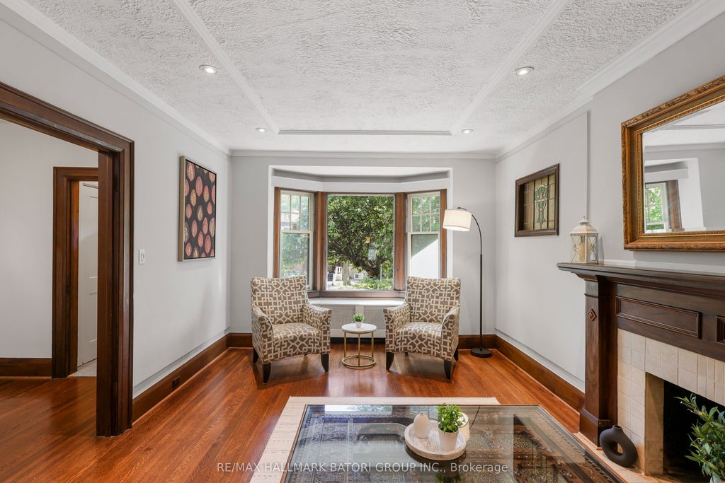 Photo of 430 Roselawn Avenue, Toronto, ON M5N 1J8 (MLS # C13764432)