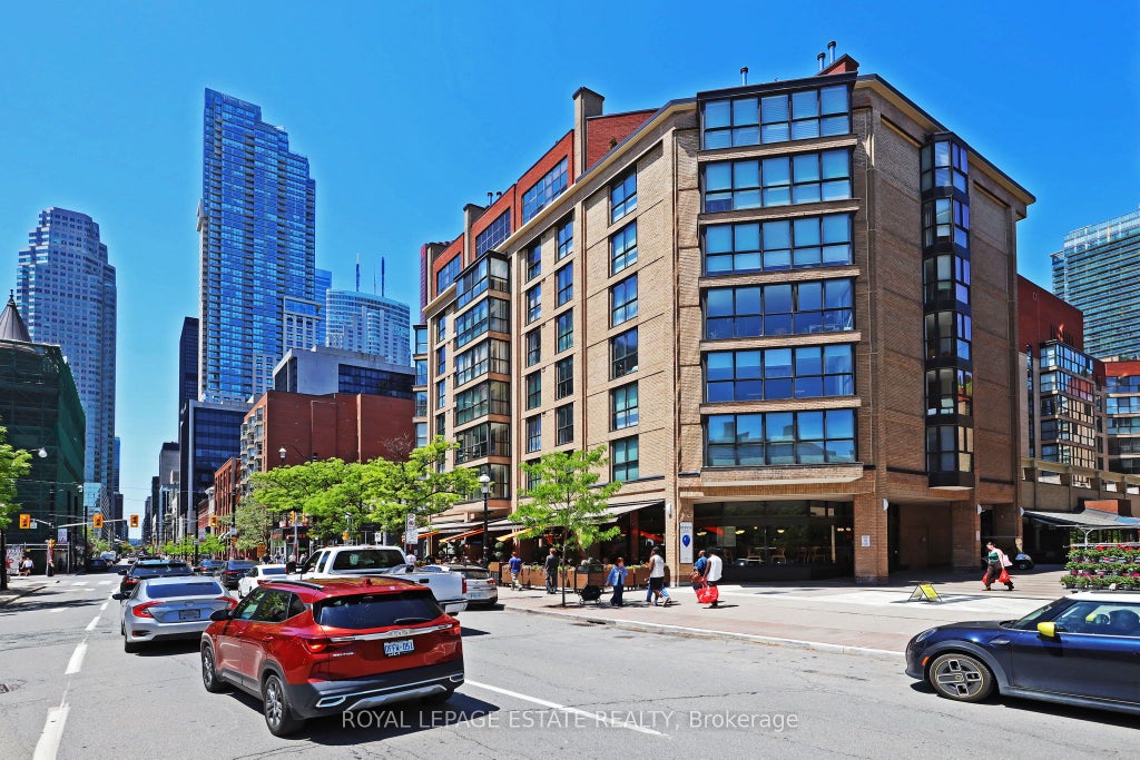 Photo of 35 Church Street #306, Toronto, ON M5E 1T3 (MLS # C13227012)