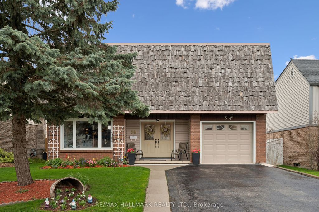 Photo of 54 Blackwell Drive, Kitchener, ON N2N 1P8 (MLS # X13073020)