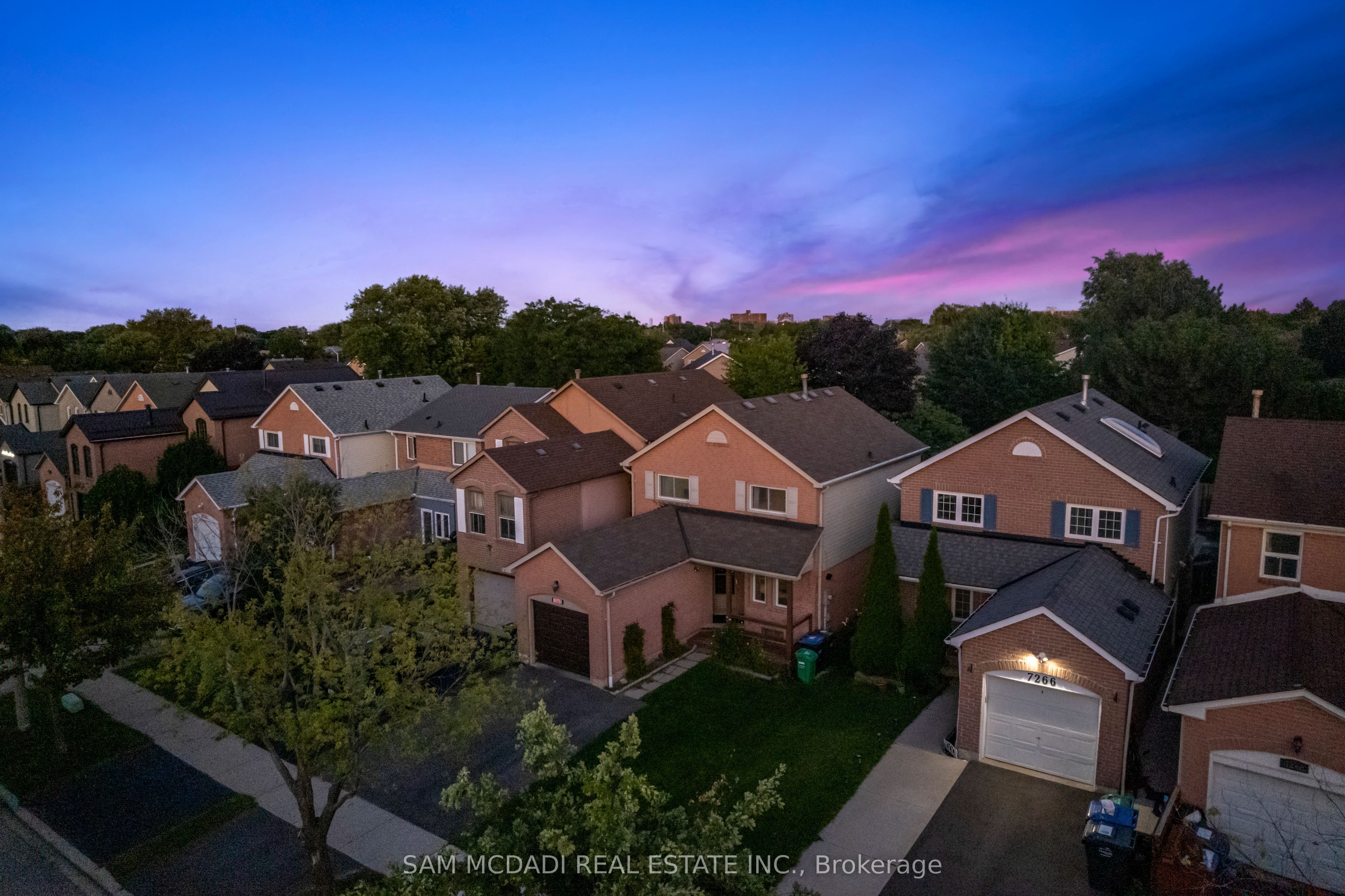 7262 Corrine Crescent