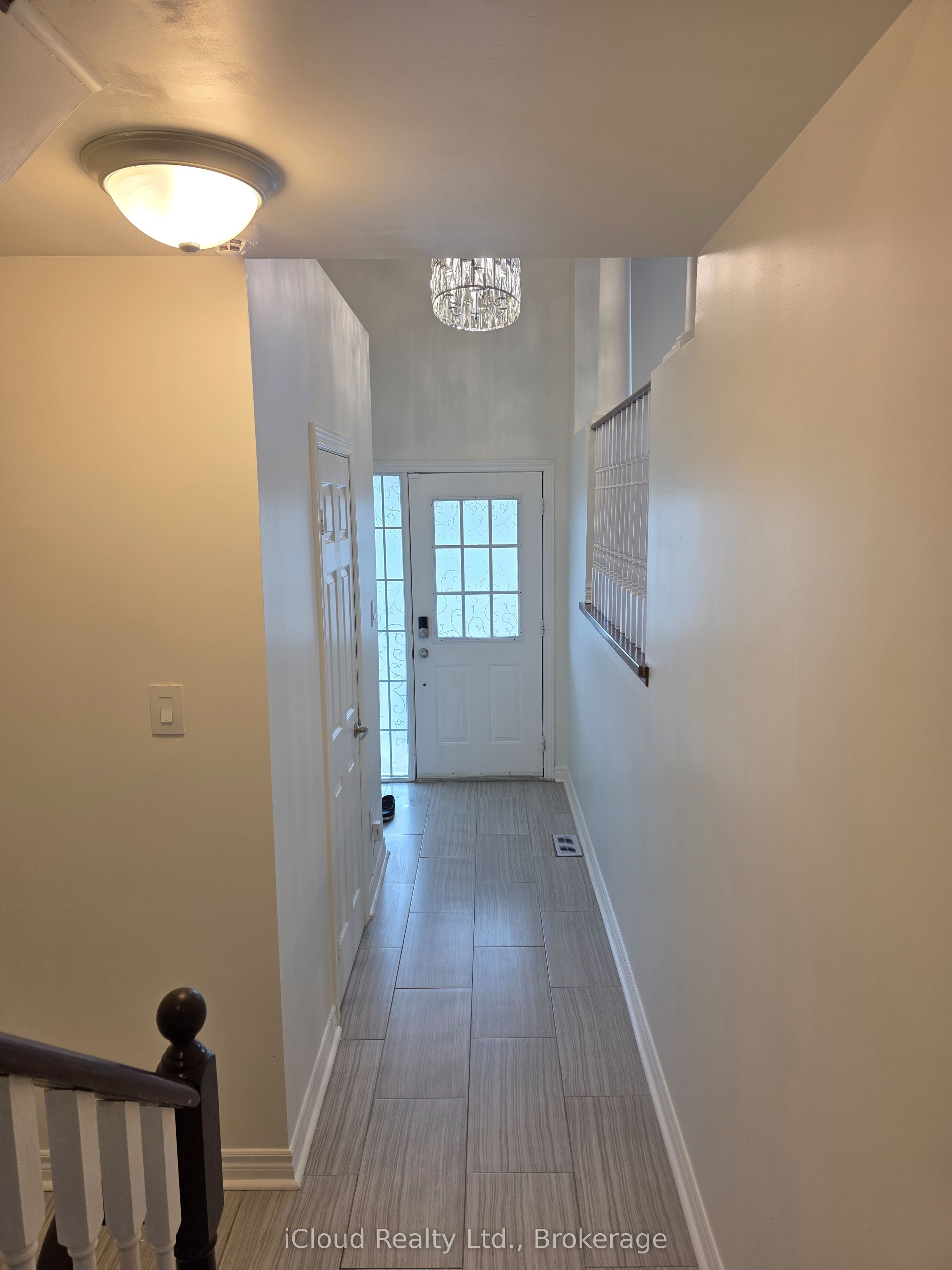 2398 Britannia Road W 68