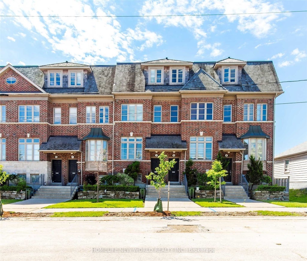 Photo of 585A Oxford Street, Toronto, ON M8Y 1E6 (MLS # W13885268)