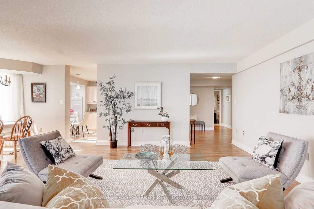 Photo of 1271 Walden Circle #508, Mississauga, ON L5J 4R4 (MLS # W13621930)