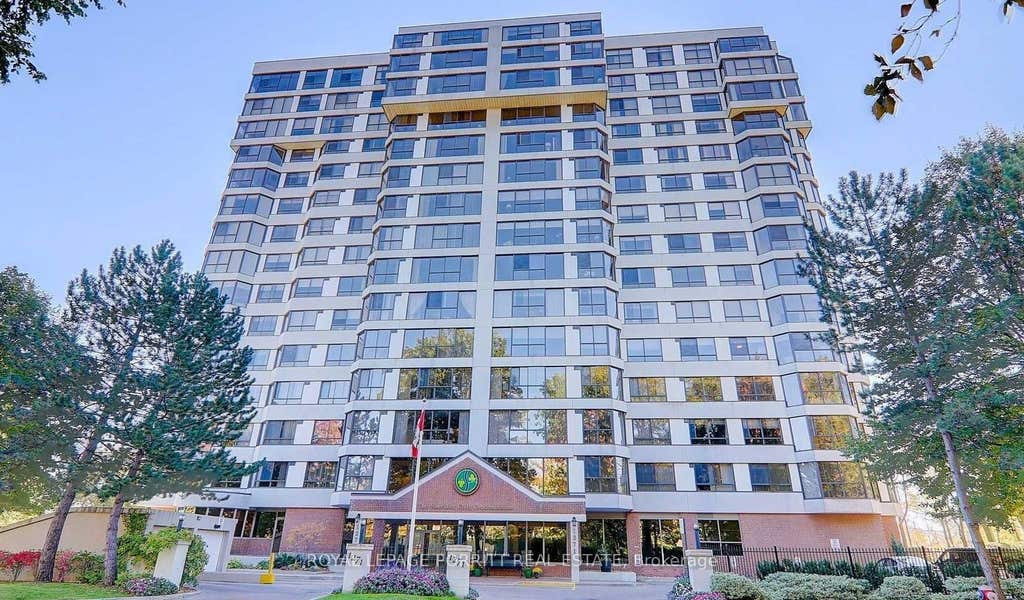 Photo of 1271 Walden Circle #508, Mississauga, ON L5J 4R4 (MLS # W13621930)