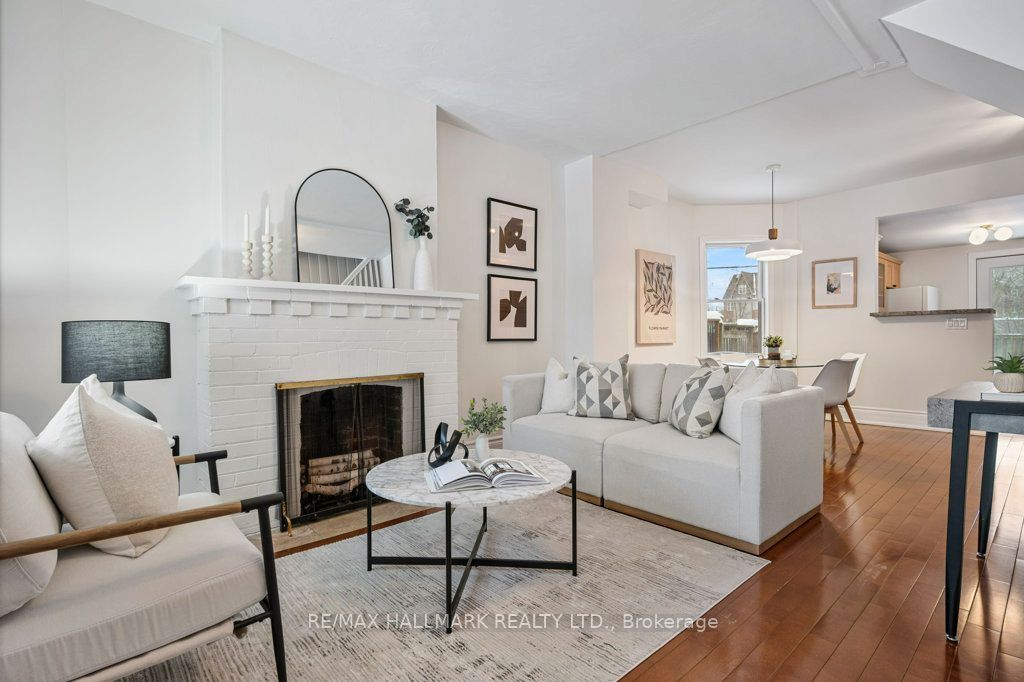 Photo of 203 Oakcrest Avenue, Toronto, ON M4C 1B8 (MLS # E12714872)