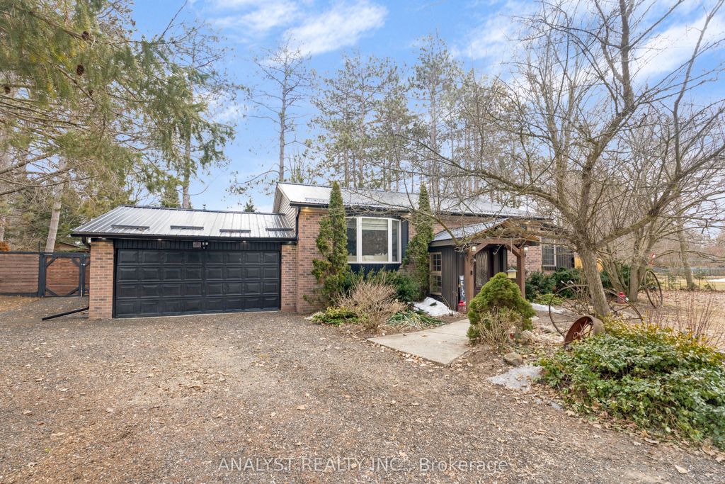 Photo of 19 Pine Park Boulevard, Adjala-Tosorontio, ON L0M 1J0 (MLS # N12933238)