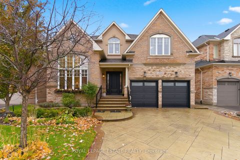 2372 Awenda Drive Oakville ON L6H 7P7