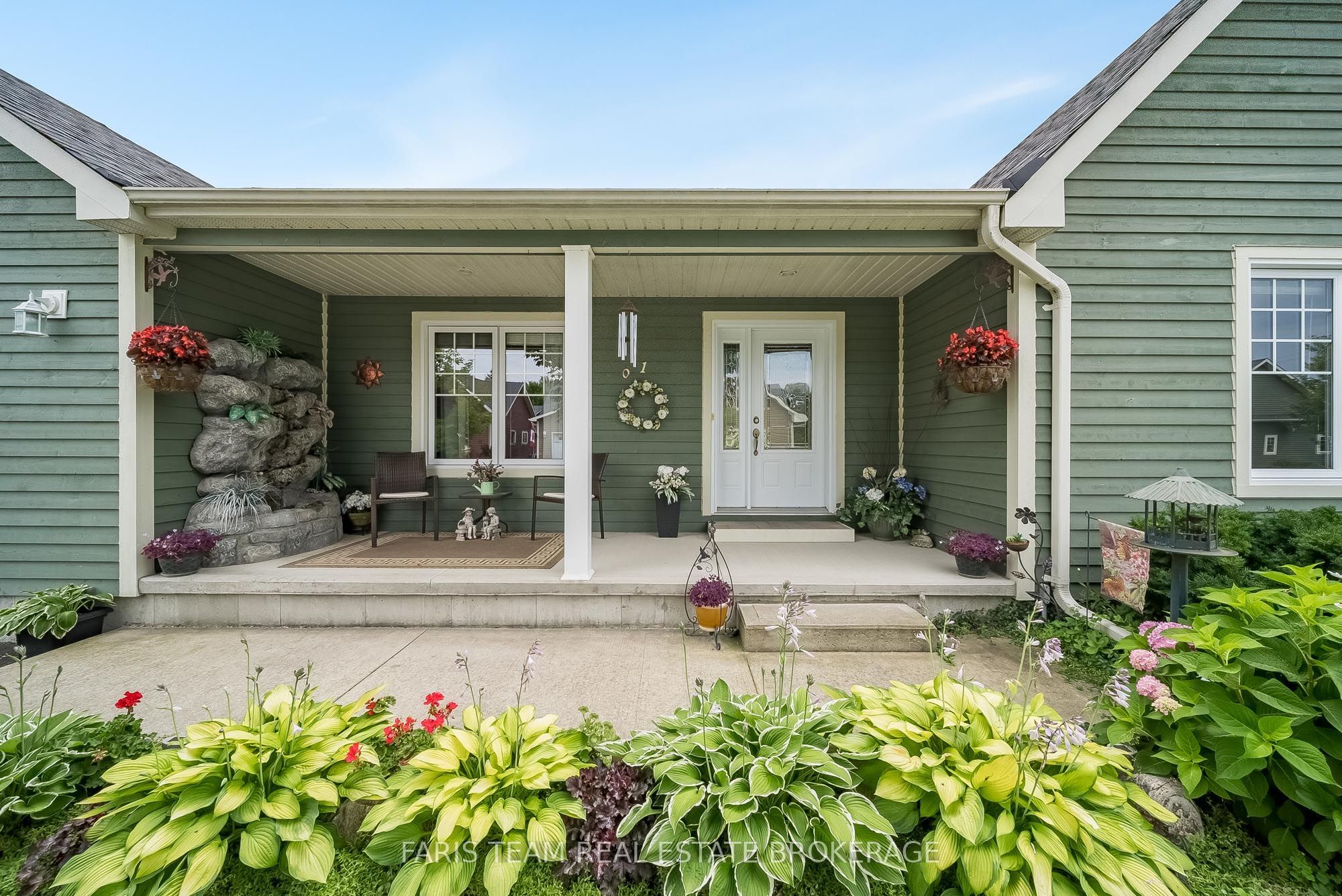 1 Bay Moorings Boulevard
