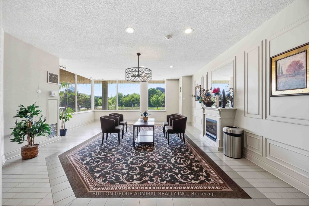 Photo of 326 Major Mackenzie Drive #220, Richmond Hill, ON L4C 8T4 (MLS # N13412176)