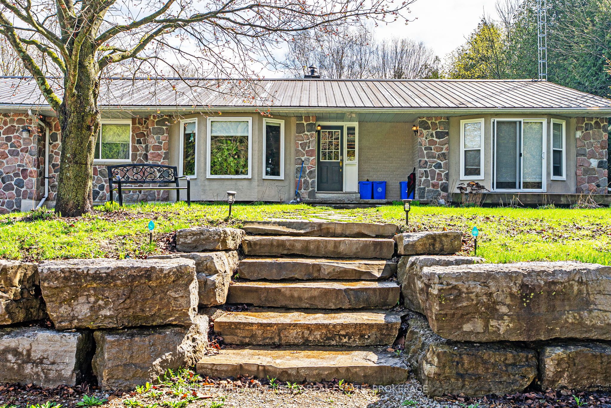 90 Cowanville Road
