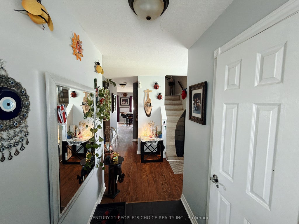 Photo of 66 Michael Crescent, Barrie, ON L4M 6Z2 (MLS # S13529454)