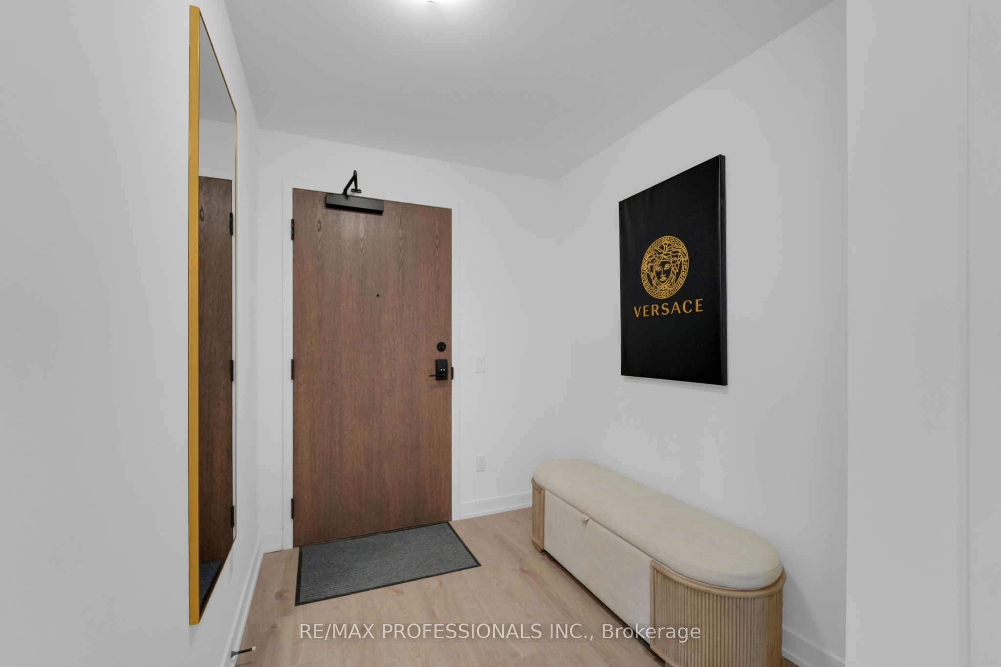 1035 Southdown Road 1402
