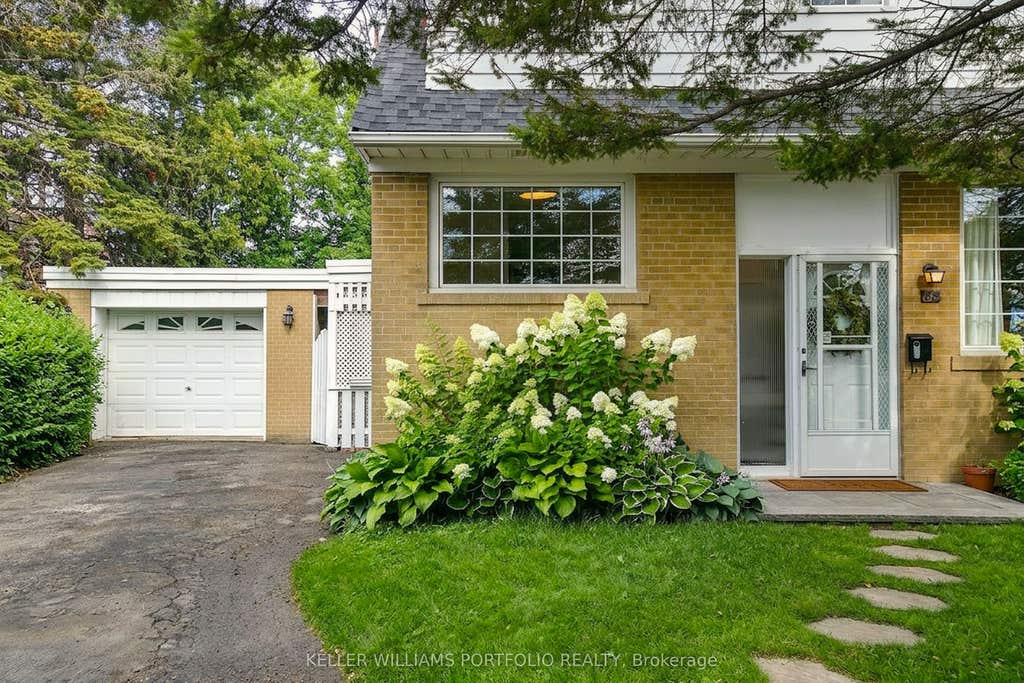 Photo of 88 Sabrina Dr Drive, Toronto, ON M9R 2J9 (MLS # W13611084)