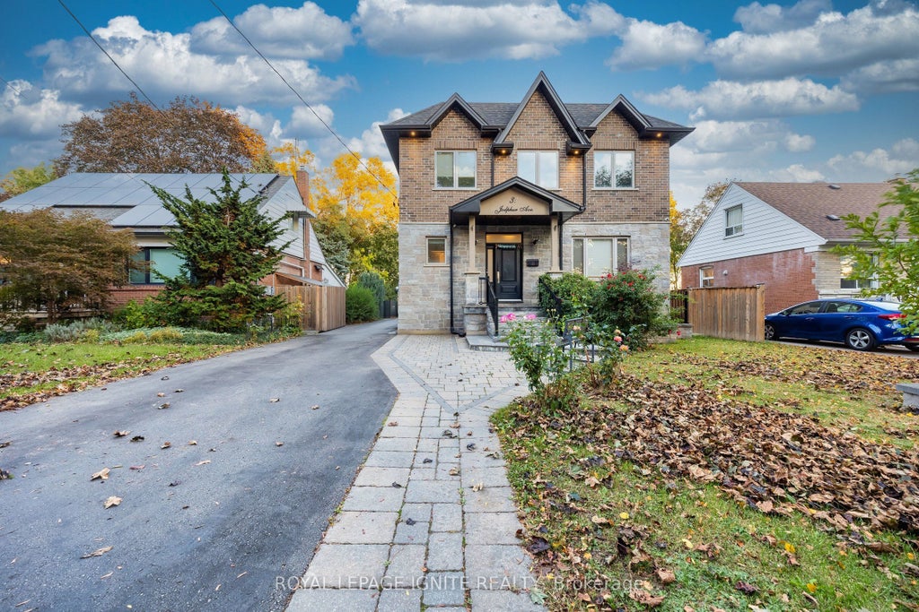 Photo of 31 Jodphur Avenue, Toronto, ON M9M 2J3 (MLS # W14121656)