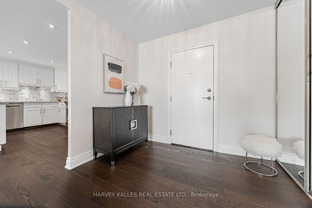 Photo of 18 Lower Village Gate #108, Toronto, ON M5P 3M1 (MLS # C13102862)