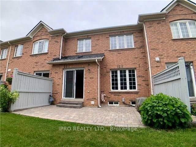 2665 Thomas Street 45