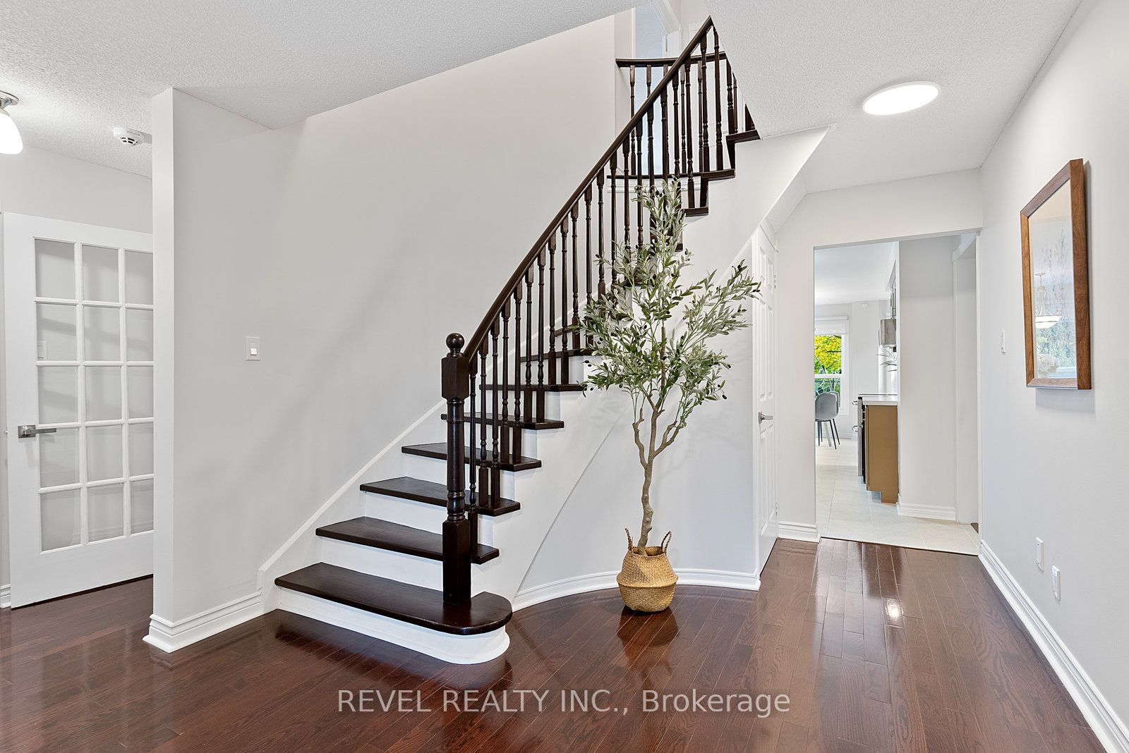 2824 Huntingdon Trail