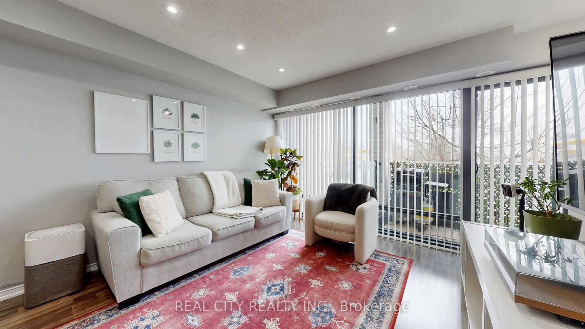 142 Widdicombe Hill Boulevard 511