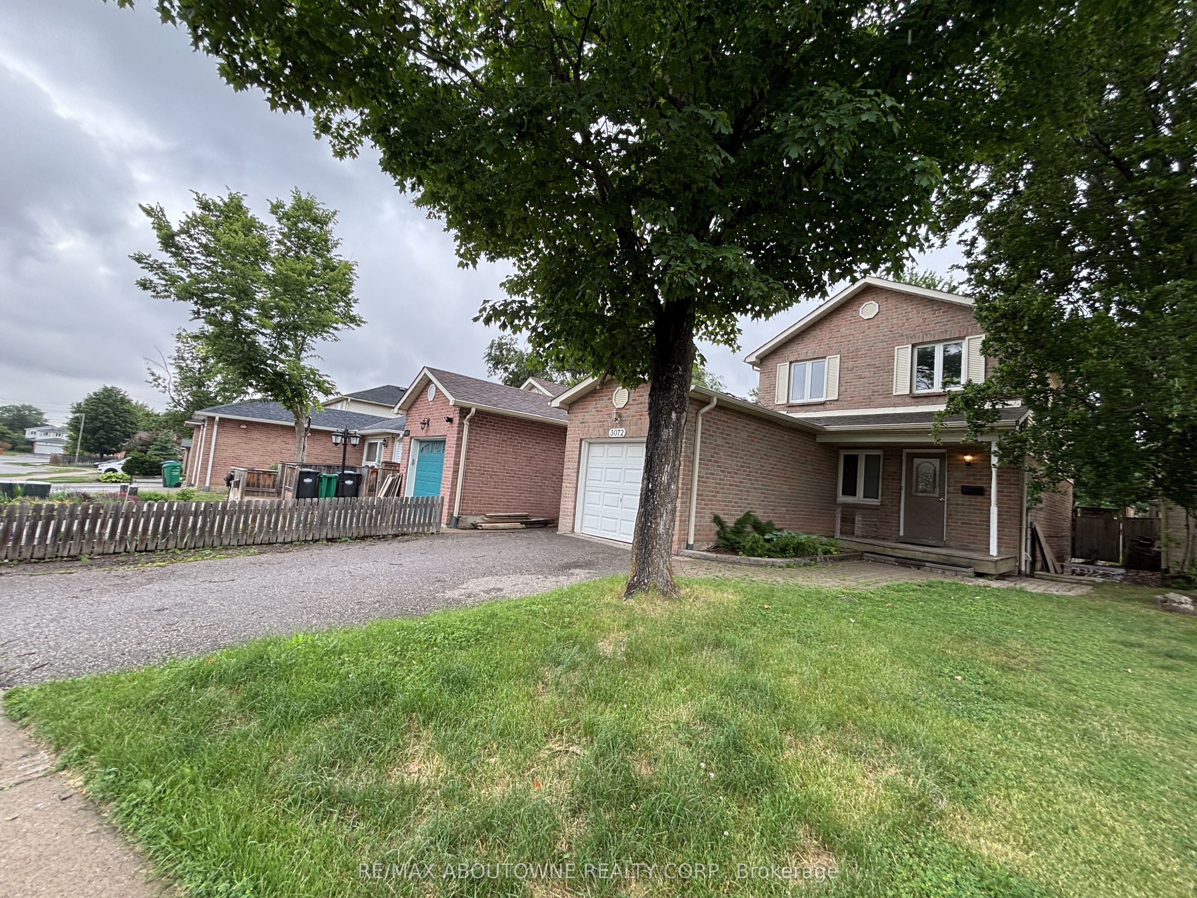 3072 Patrick Crescent