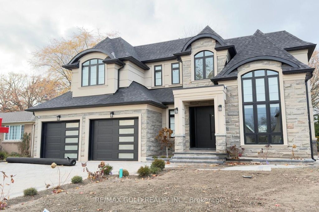 Photo of 507 Wildwood Drive, Oakville, ON L6K 1V1 (MLS # W12704884)