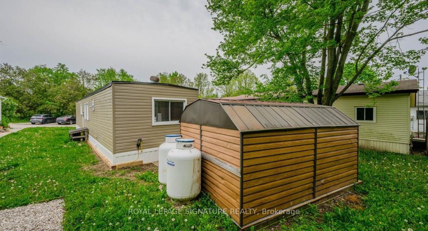 1294 8th Concession Road W 40