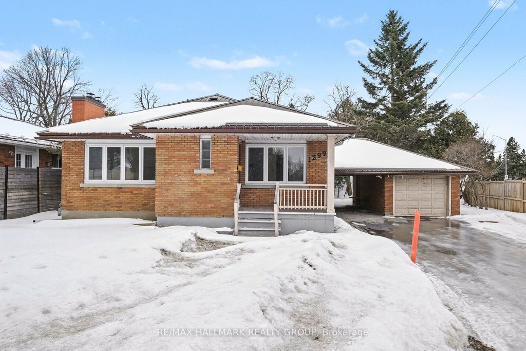 Photo of 1299 Evans Boulevard, Alta Vista and Area, ON K1H 7T8 (MLS # X13108760)